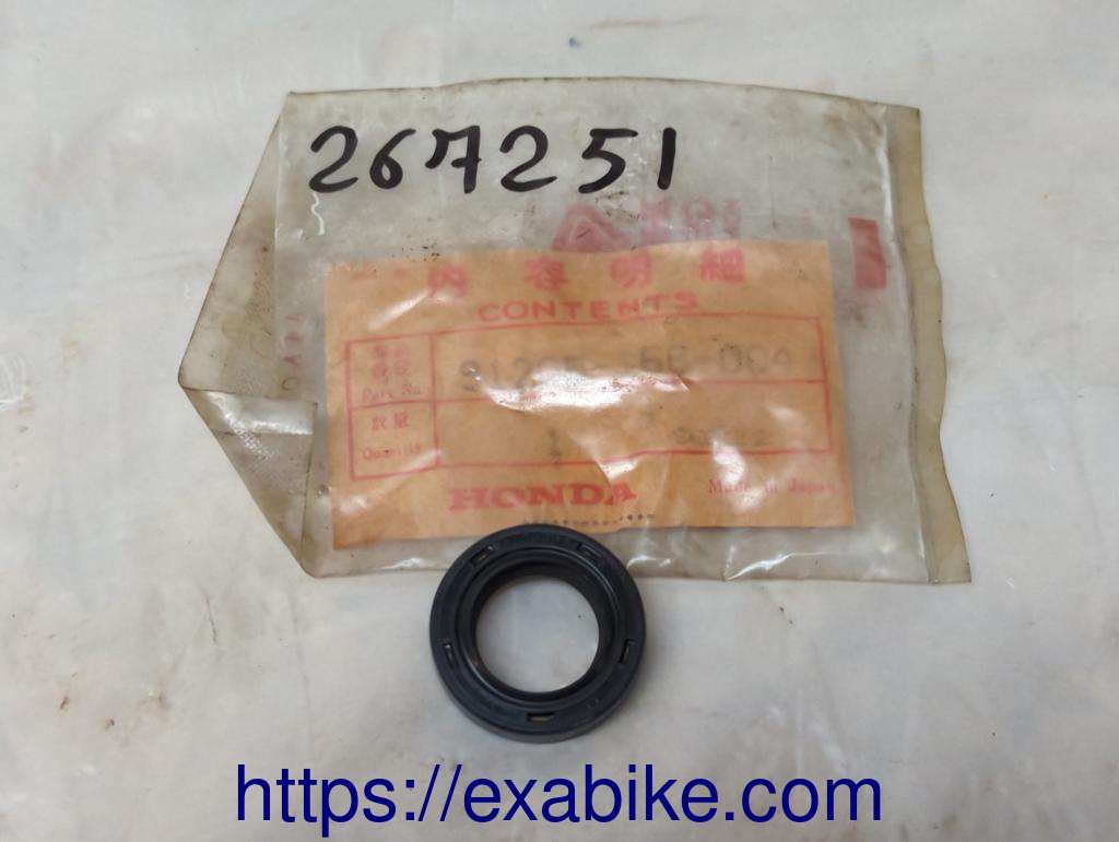 oil seal Honda CR 125 - photo 1