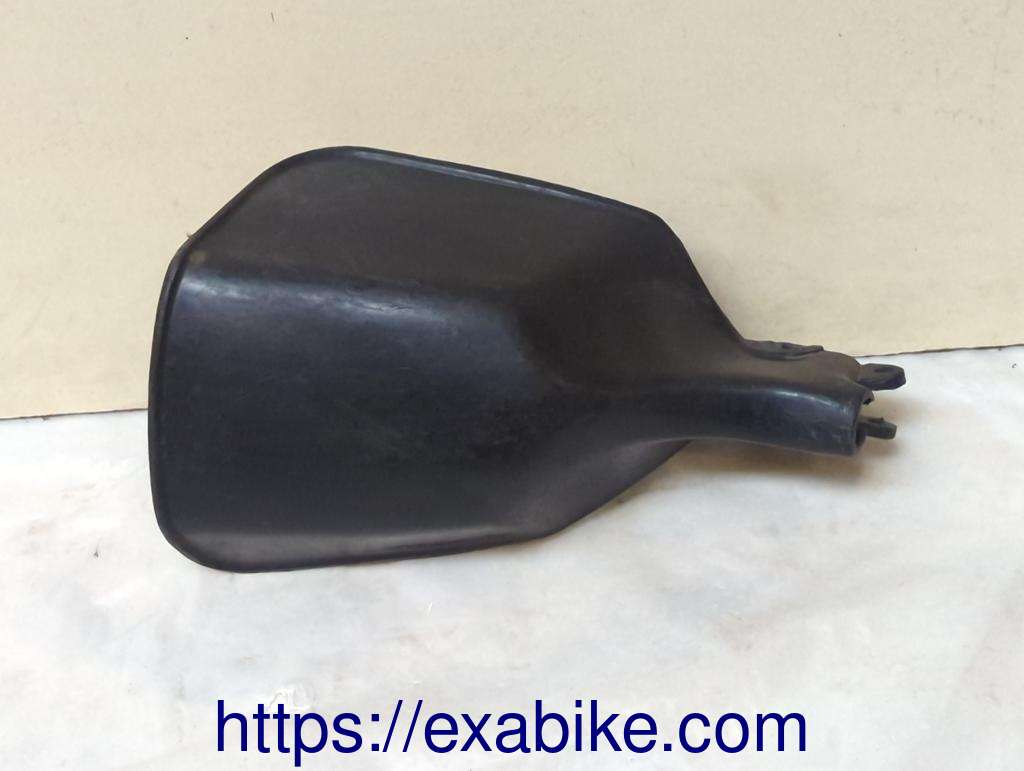 protege-main gauche Yamaha IT 175 - photo 1