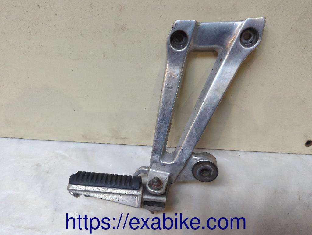 footrest plate, rear right Yamaha XJR 1300 - photo 1