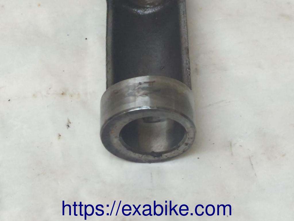 balancer shaft holder Honda XLR 500 - photo 2