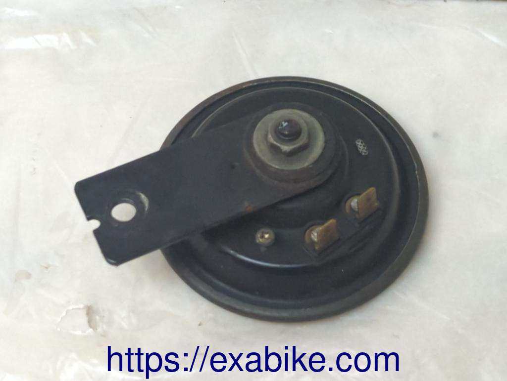 horn Yamaha XJR 1300 - photo 2