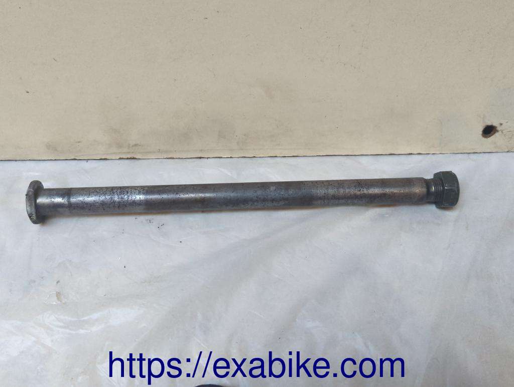 axe de bras oscillant Yamaha XJR 1300 - photo 1