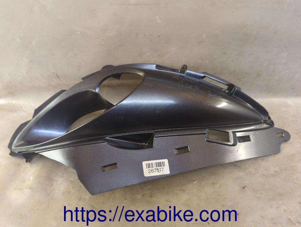 cowl part, left Suzuki GSXR 1300 Hayabusa - photo 1