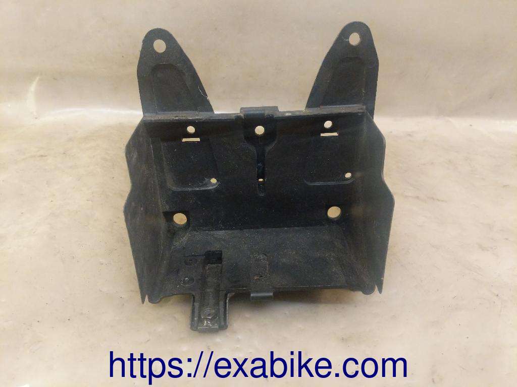 bac à batterie YAMAHA 1000 R1 - photo 1