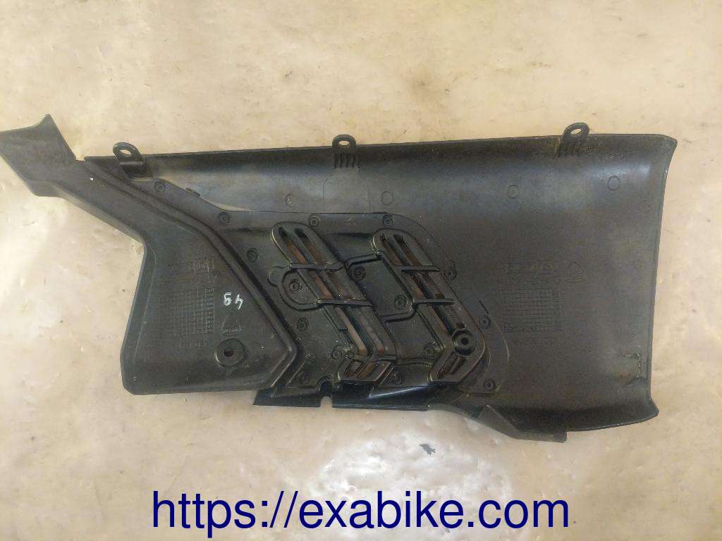 lower cowl, right Ducati 1200 Diavel - photo 2