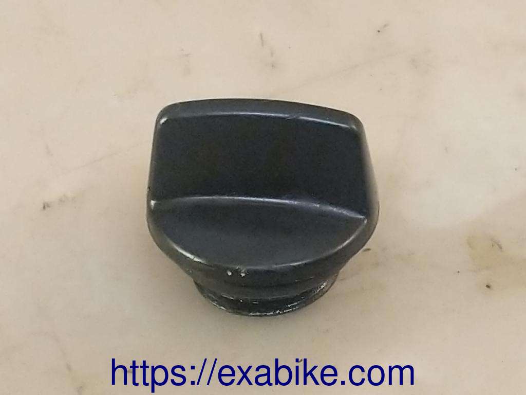 bouchon d'huile Honda CB 900 F Hornet - photo 1