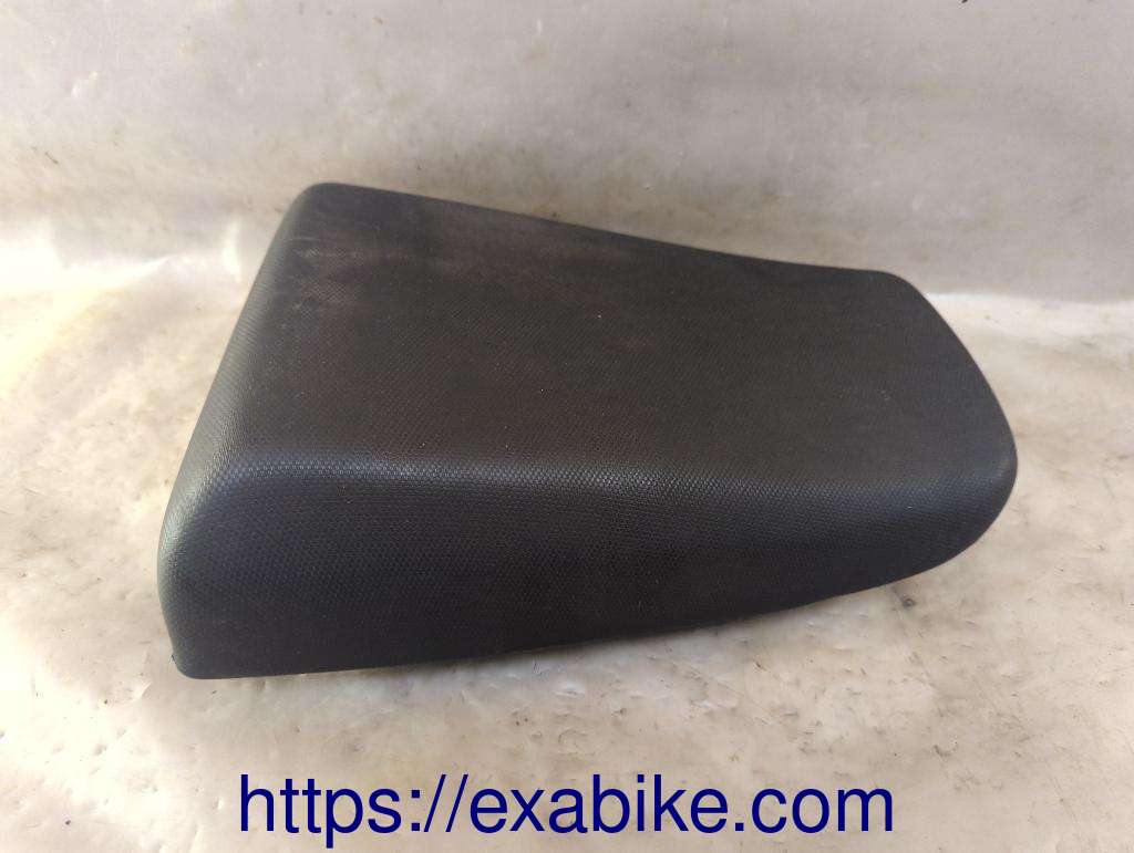 seat, rear Suzuki SV 650 - photo 1