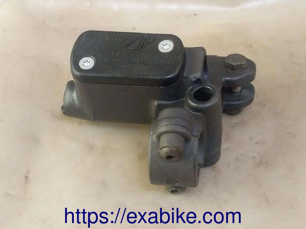 front master cylinder Peugeot 125 Elyseo - photo 1