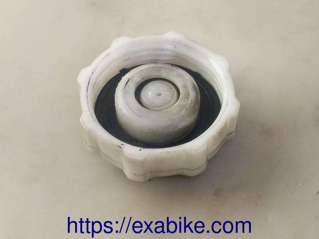 water reserve cap Peugeot 125 Elyseo - photo 2