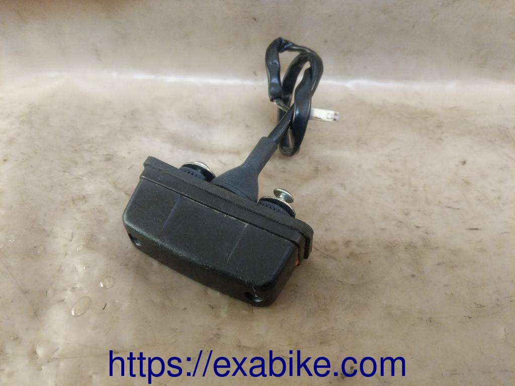 licence plate light Suzuki GSR 750 - photo 1