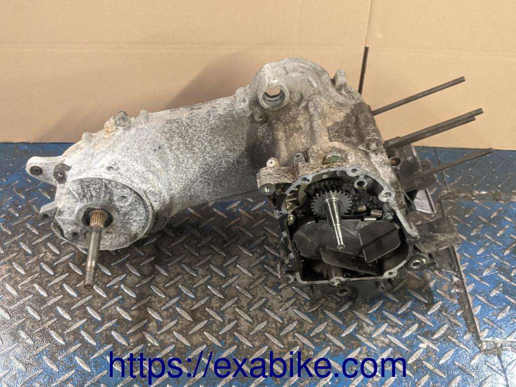 engine block Peugeot 125 Elyseo - photo 3