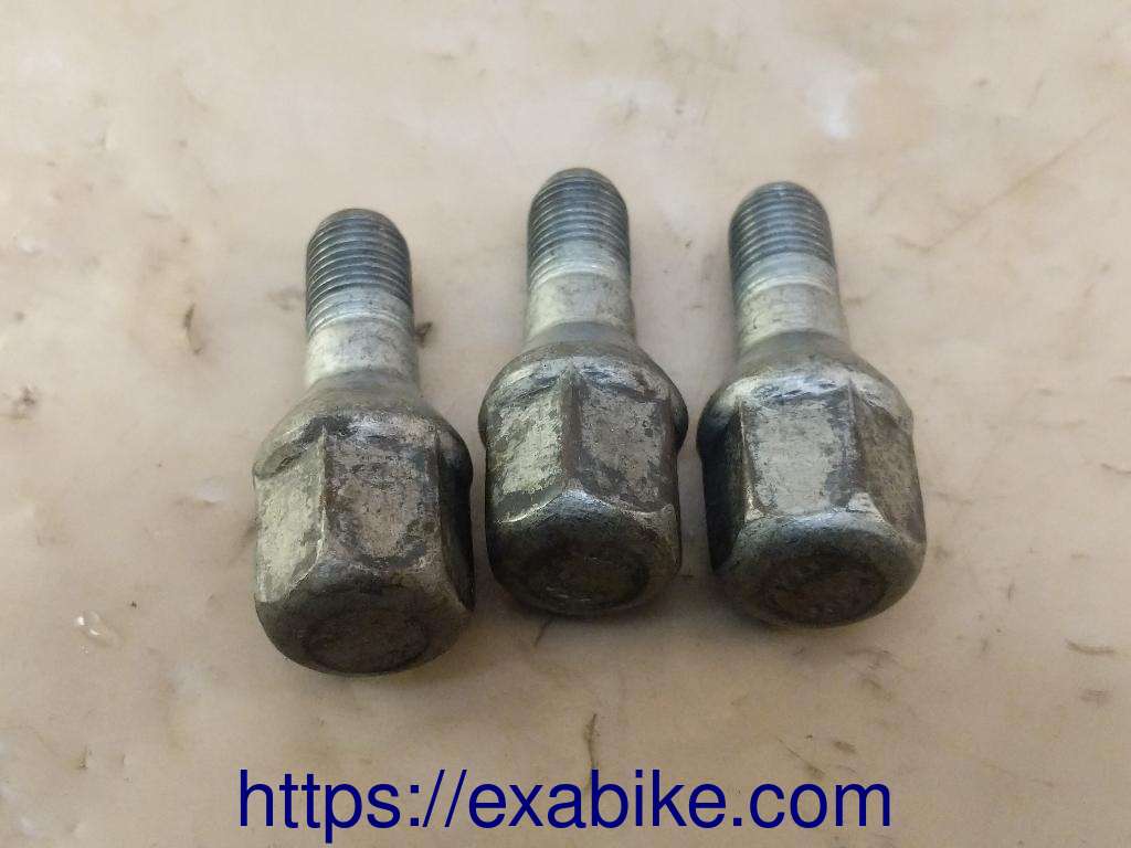 boulons de roue arrière Peugeot 125 Elyseo - photo 1