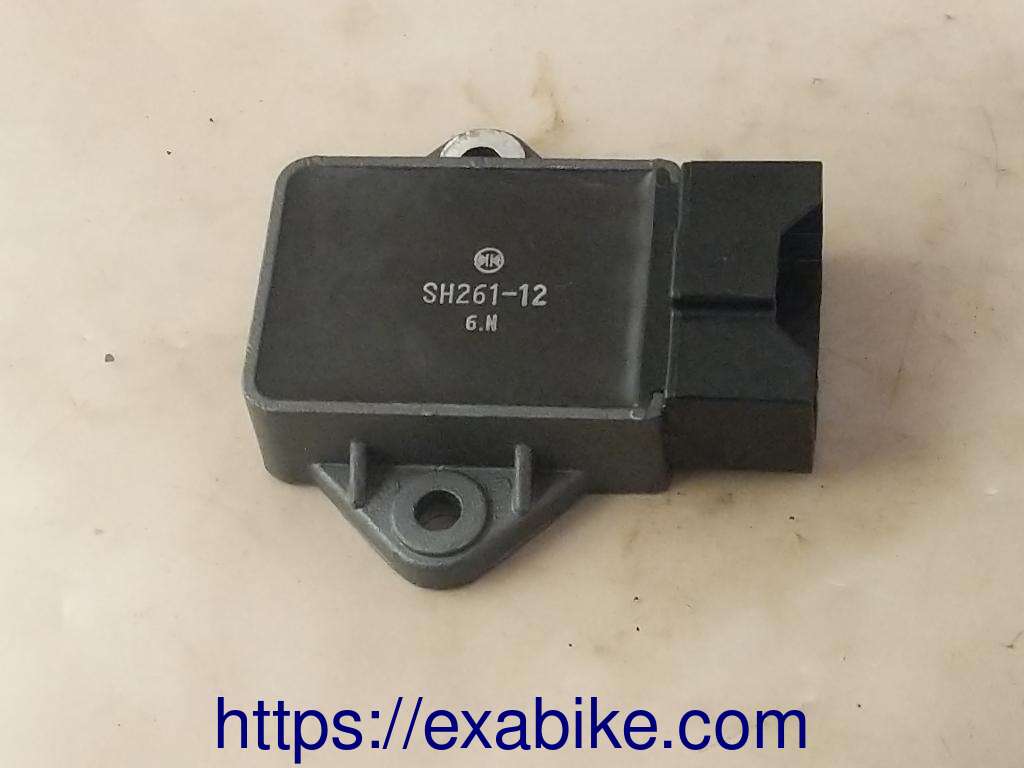 voltage regulator Honda CB 1000 Big One - photo 1