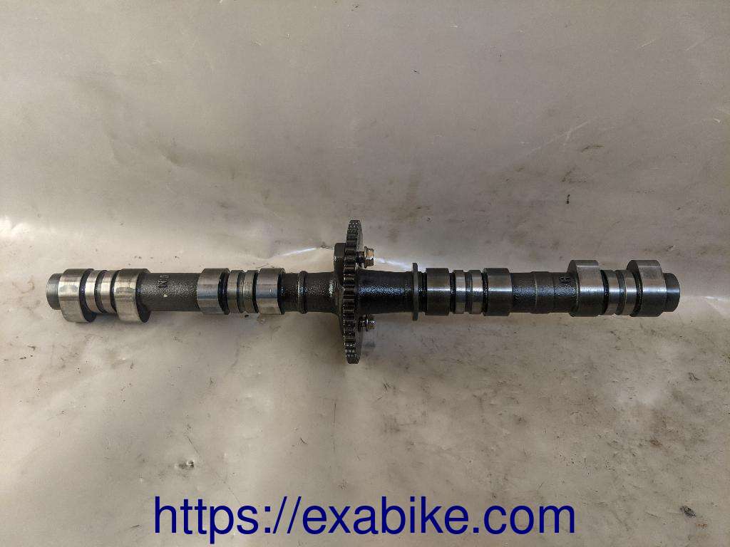 cylinder head Honda CB 1000 Big One - photo 6