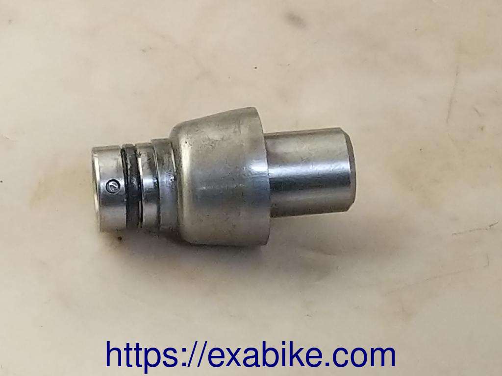 oil pressure valve Honda CB 1000 Big One - photo 1