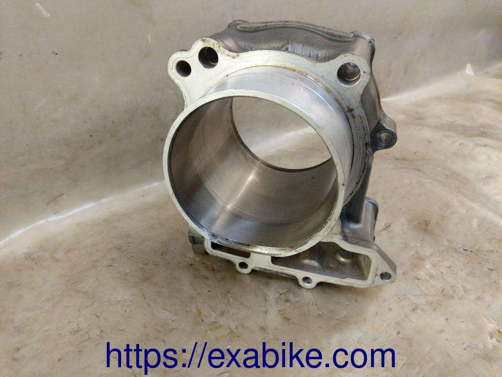 cylinder, front Suzuki TL 1000 S - photo 3