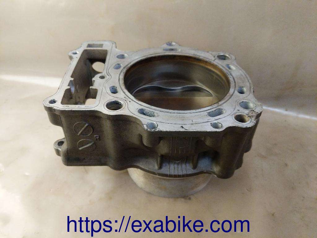 cylinder, rear Suzuki TL 1000 S - photo 2