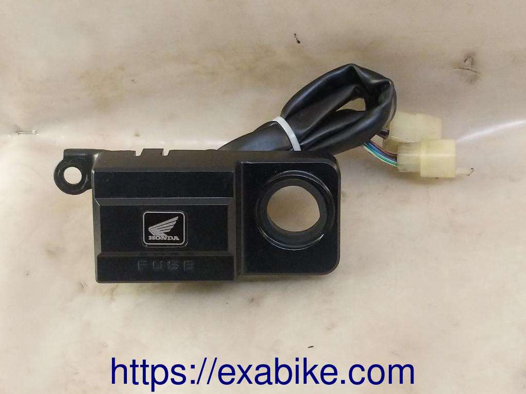 fuse box Honda Transalp 600 - photo 1