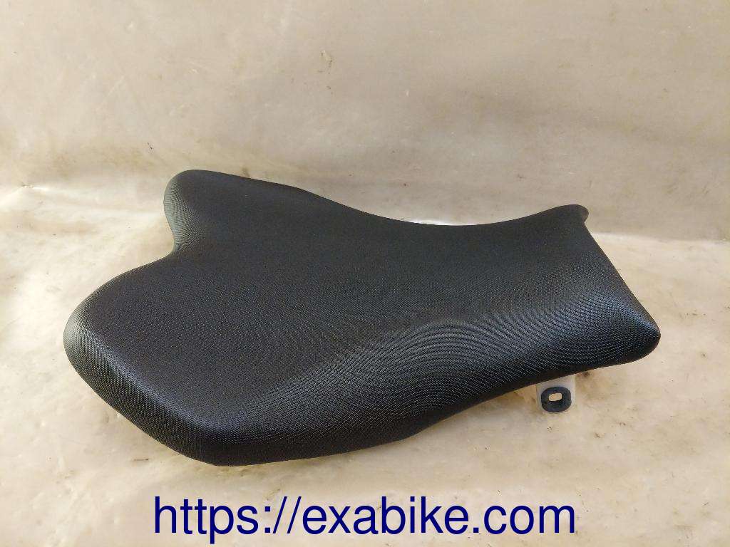 seat Suzuki GSXR 1000 - photo 2