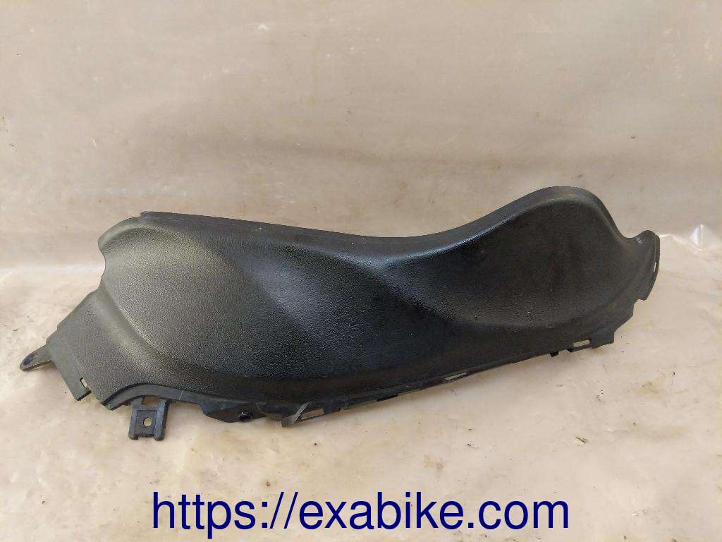 inner cowl, left Suzuki GSXR 1300 Hayabusa - photo 1