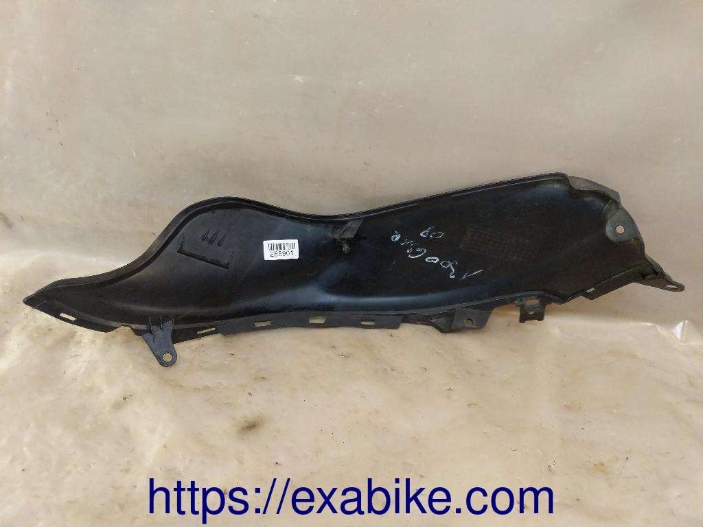 inner cowl, left Suzuki GSXR 1300 Hayabusa - photo 2