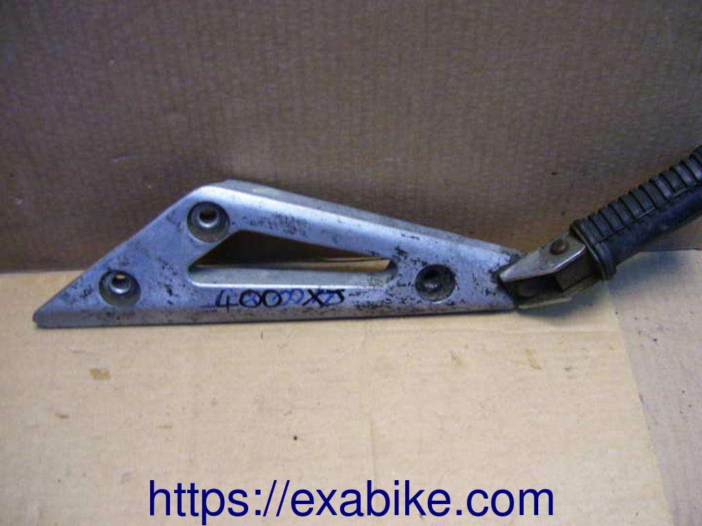 left older step Yamaha XJ 400 - photo 1