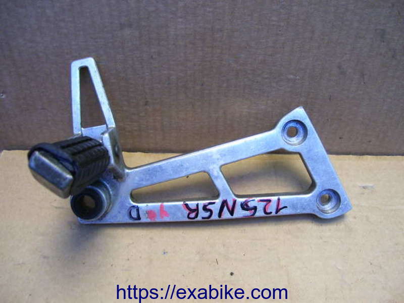 right older step Honda NSR 125 - photo 1