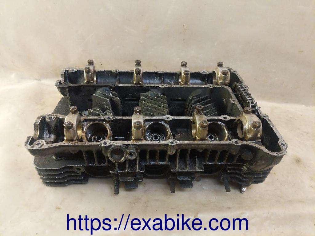 culasse Yamaha XS 750 - photo 2