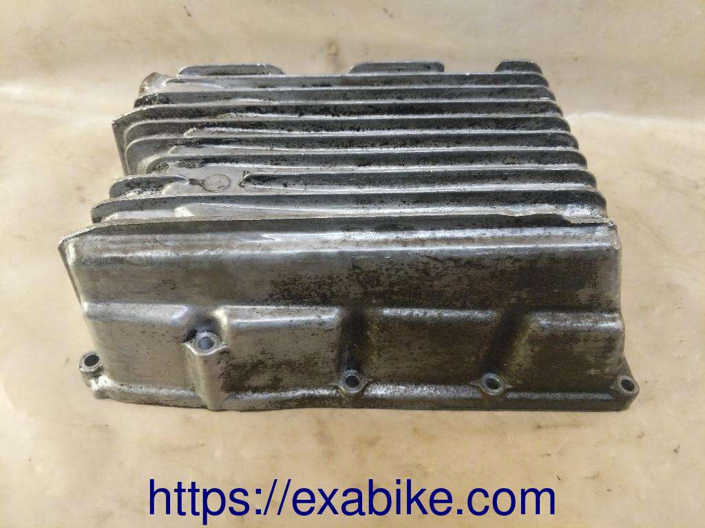 oil pan Yamaha XS 750 - photo 2