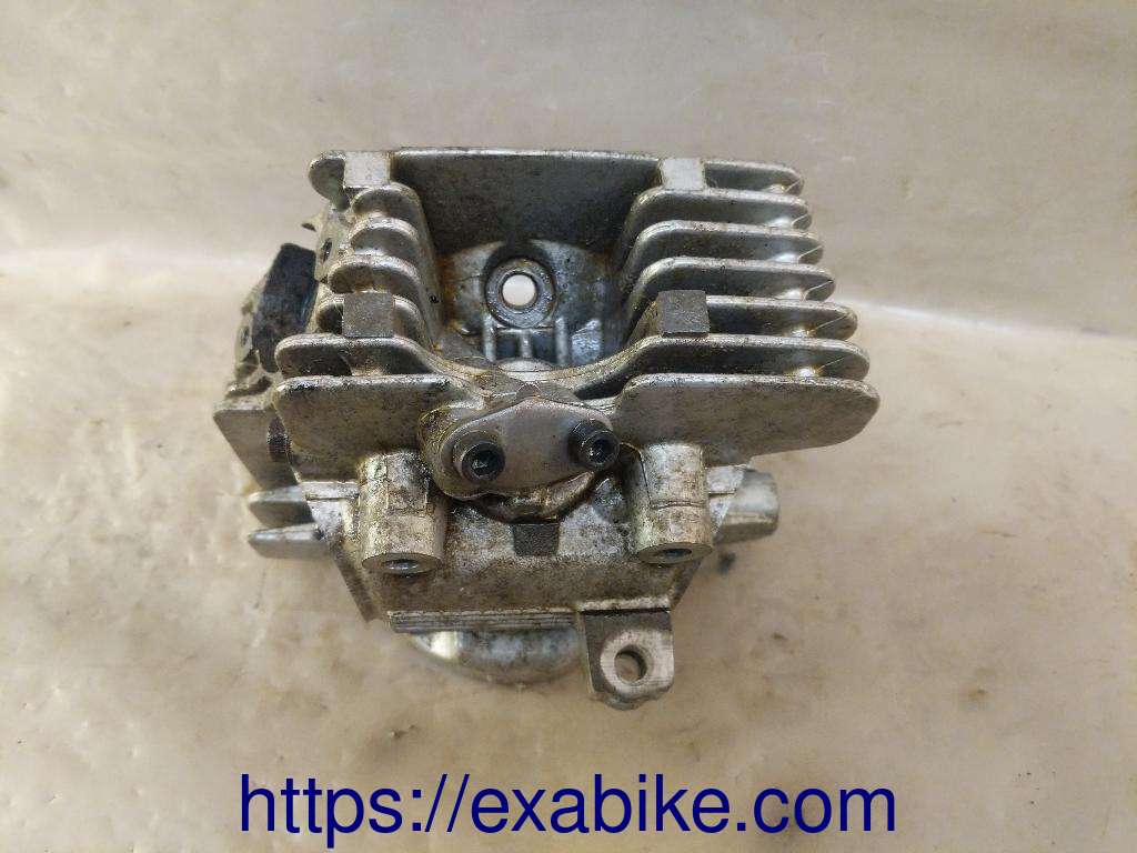 cylinder head Yamaha YBR 125 - photo 4