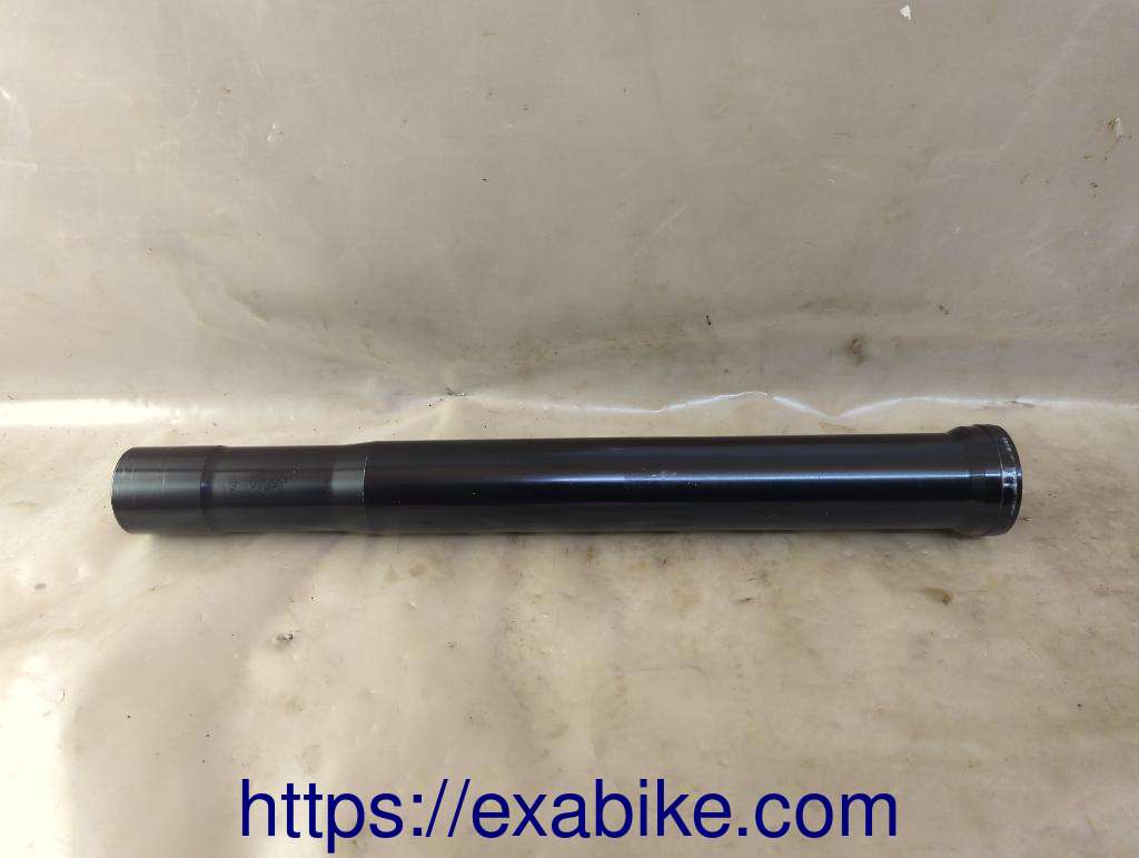 lower fork case Kawasaki Z 800 - photo 1