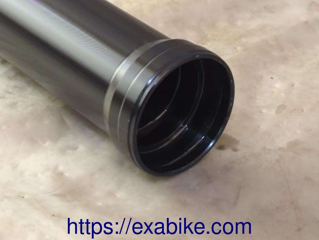 lower fork case Kawasaki Z 800 - photo 2