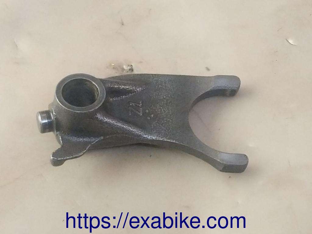 gearshift fork, center Honda Hornet 600 - photo 2