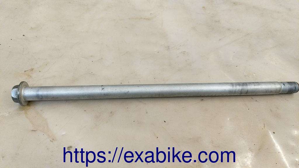 axe de bras oscillant Honda Hornet 600 - photo 1