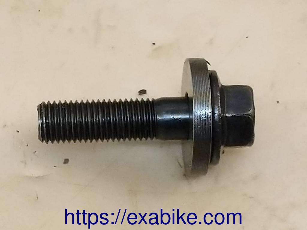 engine bolt Honda Hornet 600 - photo 1