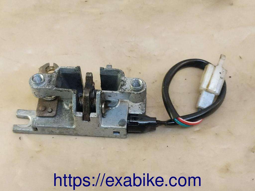 verrou de selle Kymco 125 Grand Dink - photo 1