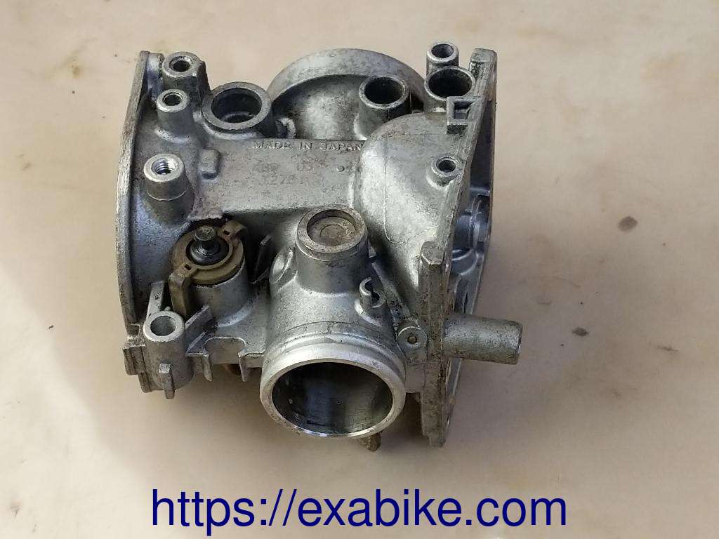 carburetor body, left Yamaha XJ 600 Diversion - photo 4