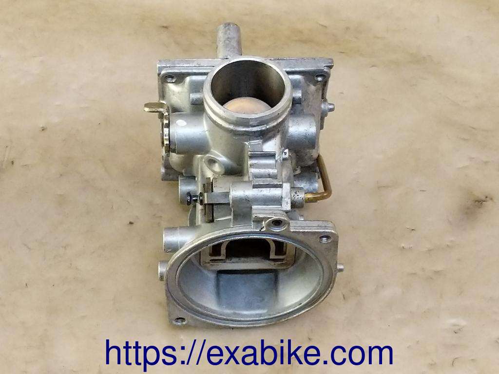 carburetor body, right Yamaha XJ 600 Diversion - photo 2