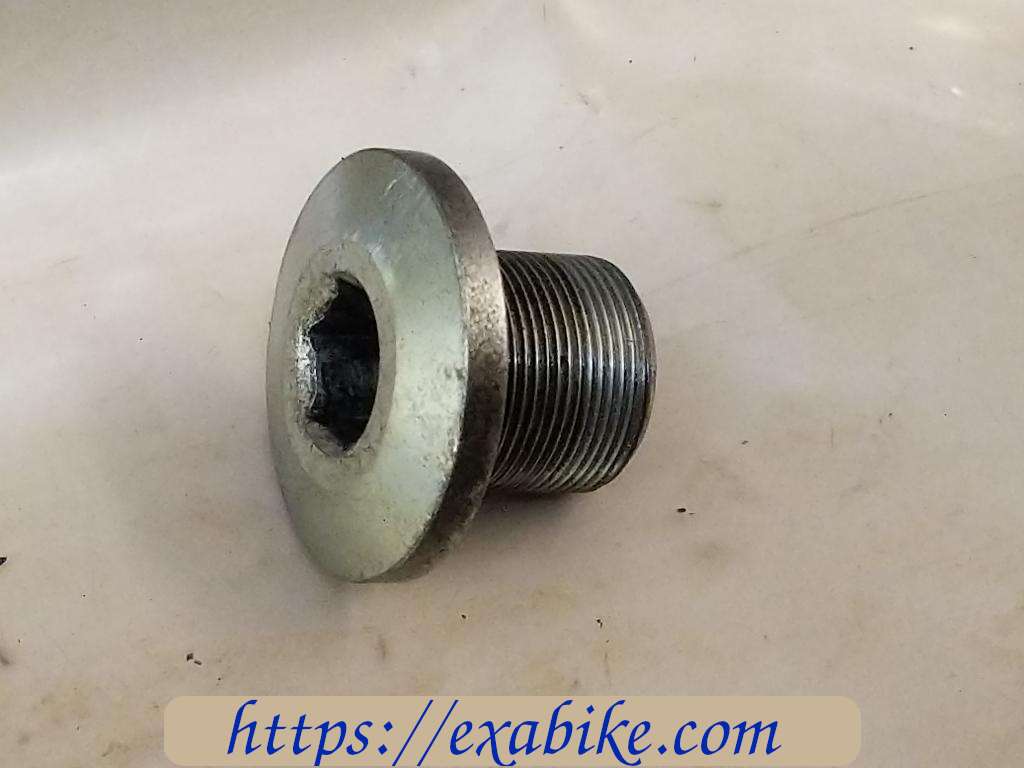 screw, front wheel axle Triumph Trophy 1200 - photo 1