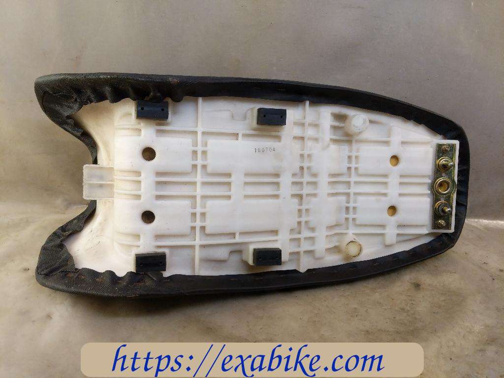 selle Suzuki GSXF 600 - photo 3