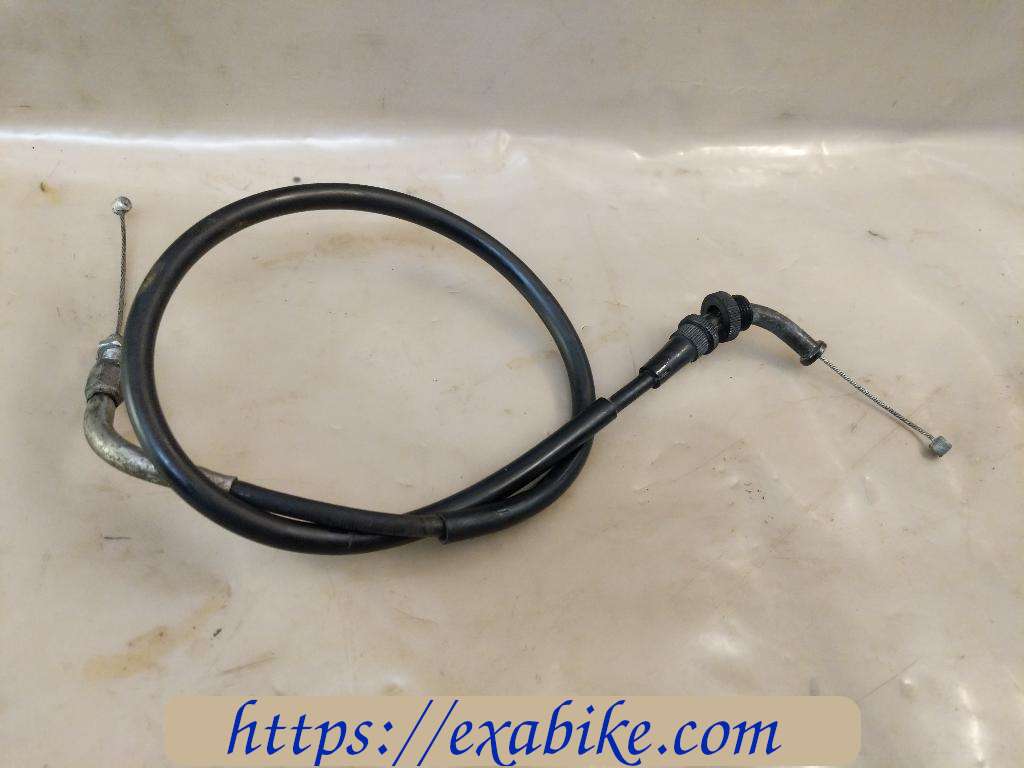 cable des gaz retour Suzuki GSXF 600 - photo 1