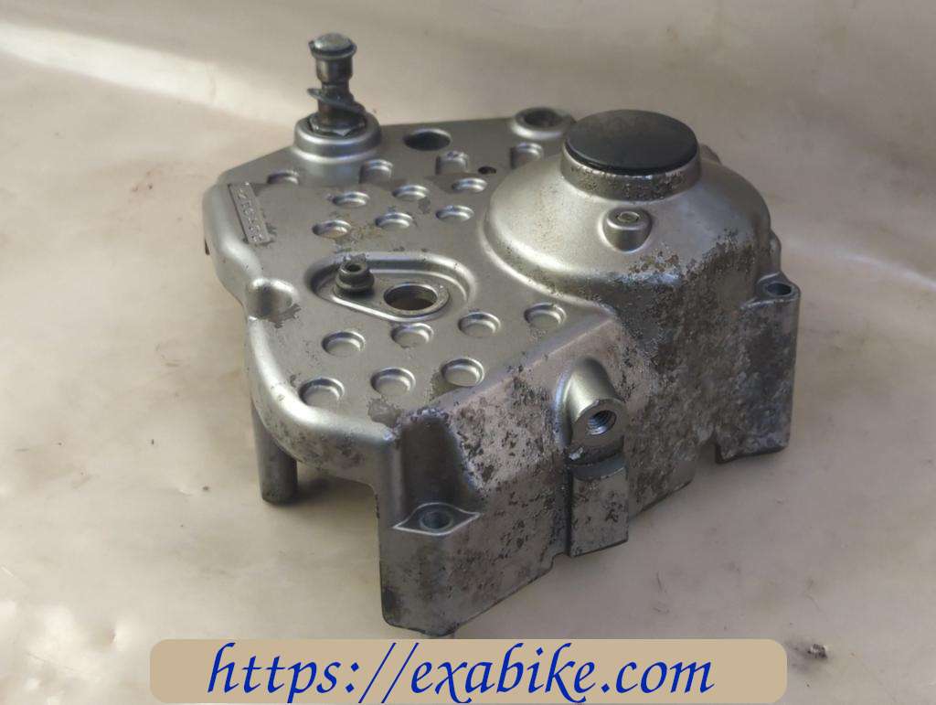 sprocket cover Suzuki GSXF 600 - photo 2