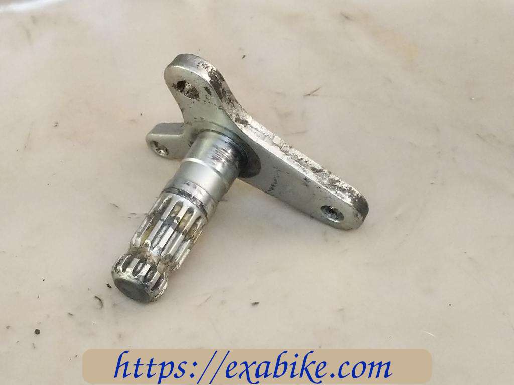 brake pedal axle Suzuki GSXF 600 - photo 1