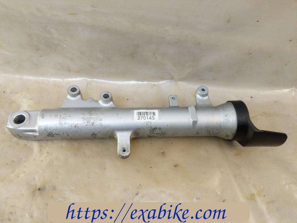 lower fork case, left Suzuki GSXF 600 - photo 2