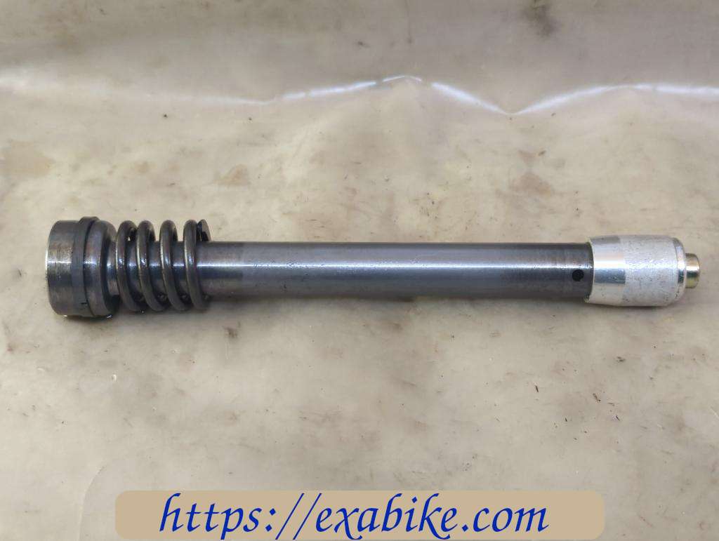 front fork élément Suzuki GSXF 600 - photo 1