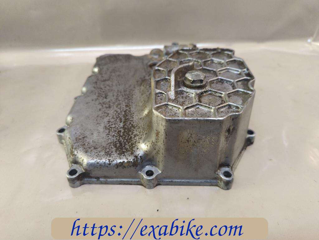 oil pan Suzuki GSXF 600 - photo 2