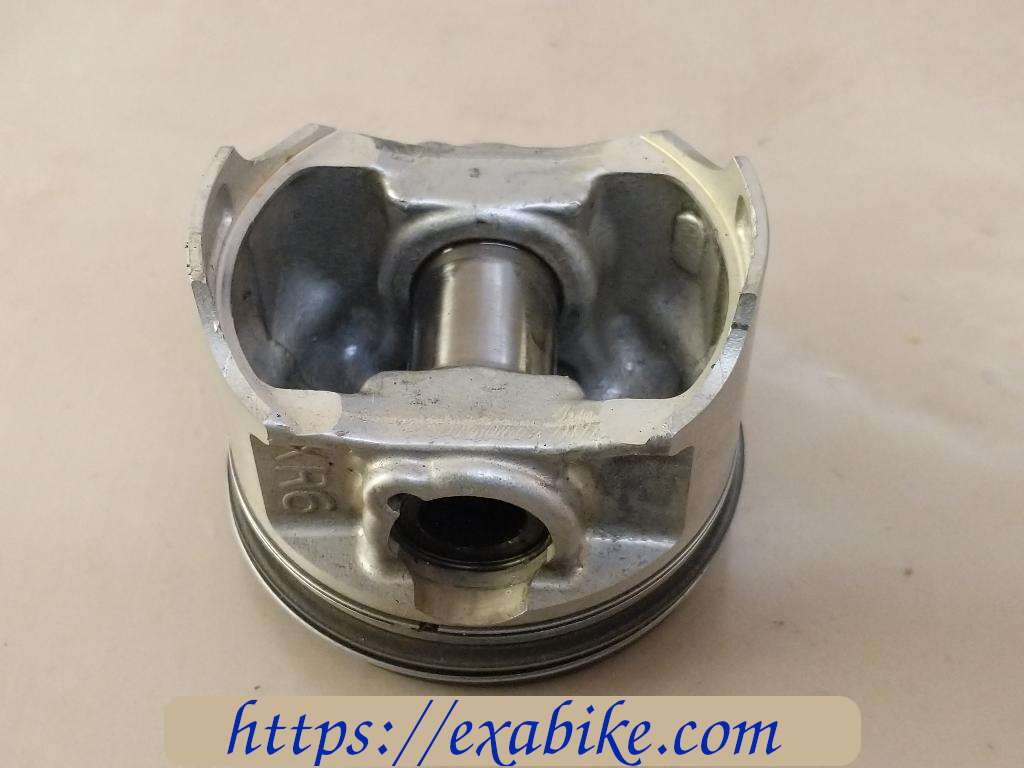 piston Suzuki GSXF 600 - photo 3