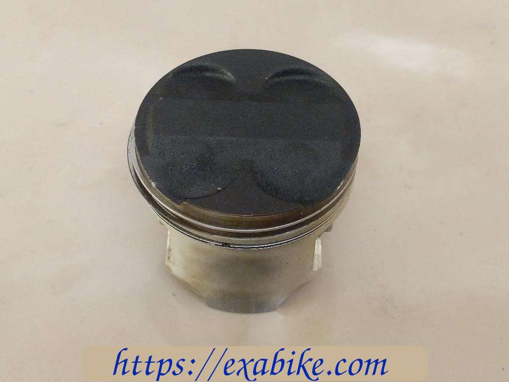 piston Suzuki GSXF 600 - photo 2