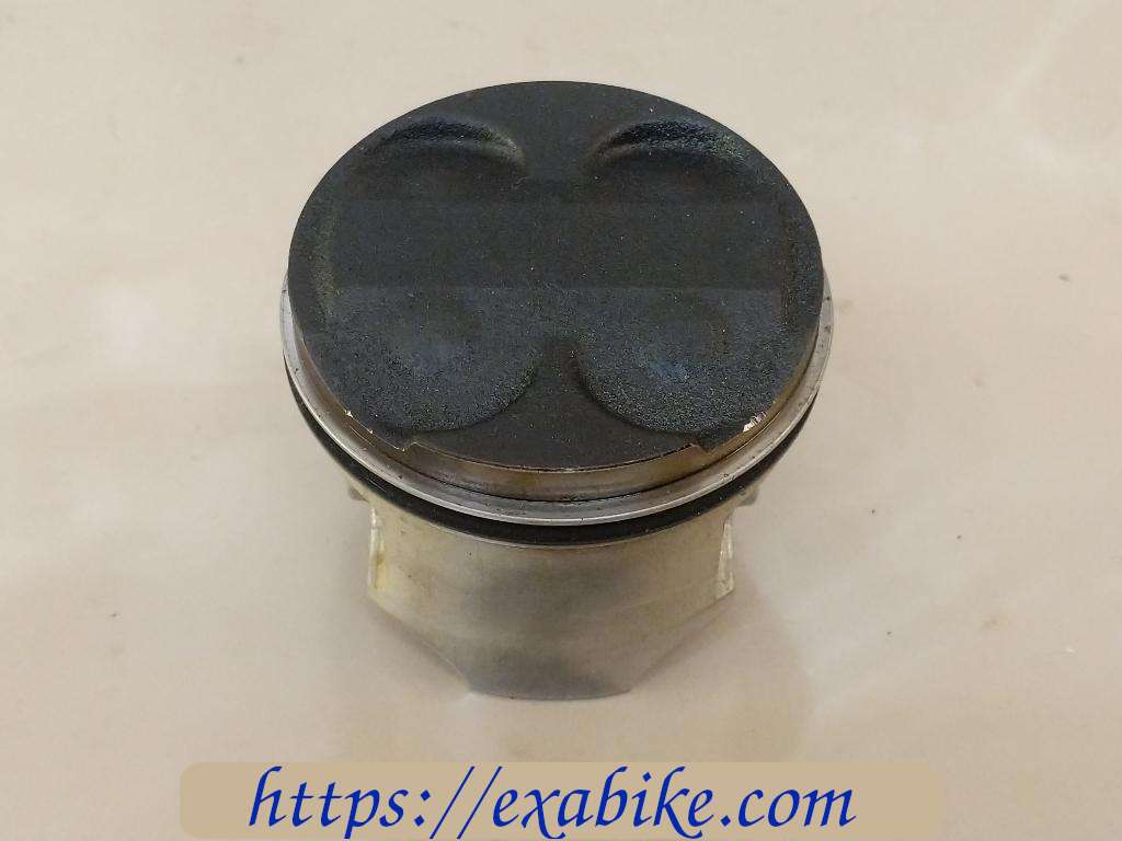 piston Suzuki GSXF 600 - photo 2