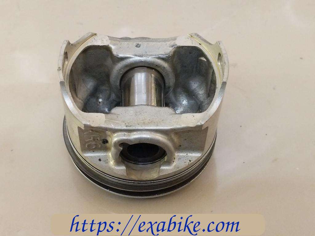 piston Suzuki GSXF 600 - photo 3